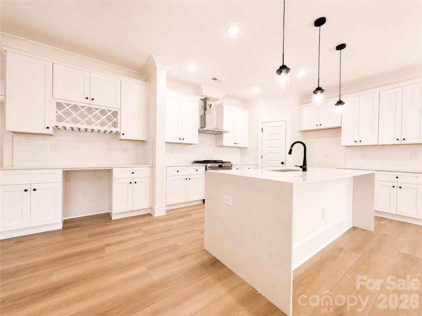 1242 Sharon Amity Road, Charlotte, NC 28211.  MLS# CAR4392500, YatesRealty ID 3441. 