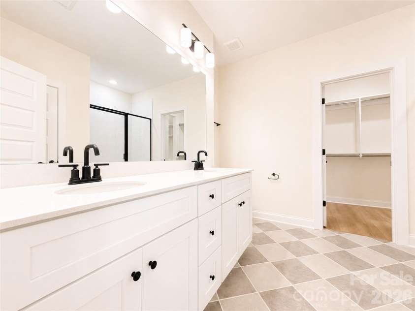 1242 Sharon Amity Road, Charlotte, NC 28211.  MLS# CAR4392500, YatesRealty ID 3441. 
