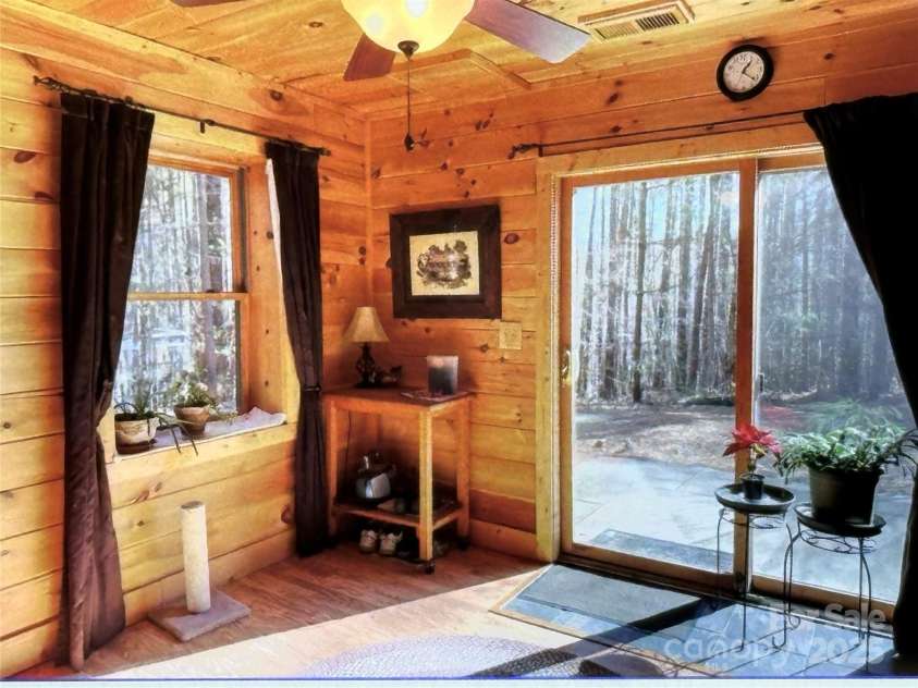 907 Hidden Lake Parkway, Nebo, NC 28761.  MLS# CAR4220595, YatesRealty ID 3441. 