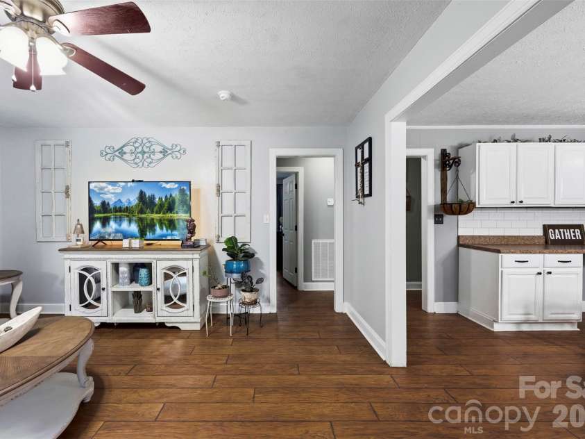 3018 Harold Court, Shelby, NC 28152.  MLS# CAR4396278, YatesRealty ID 34410. 