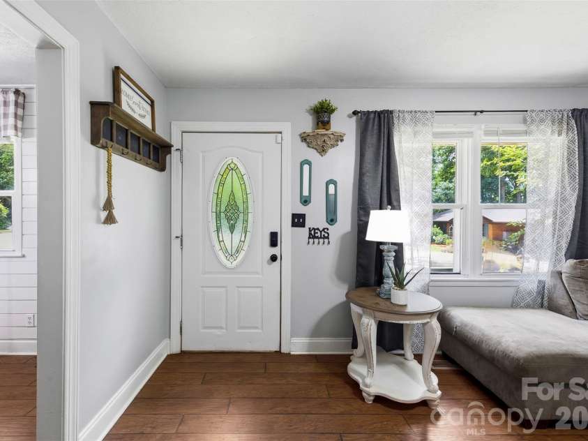 3018 Harold Court, Shelby, NC 28152.  MLS# CAR4396278, YatesRealty ID 34410. 