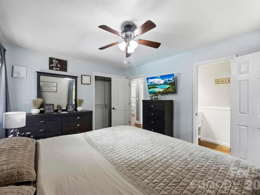 3018 Harold Court, Shelby, NC 28152.  MLS# CAR4396278, YatesRealty ID 34410. 