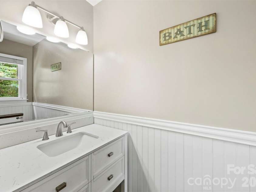 3018 Harold Court, Shelby, NC 28152.  MLS# CAR4396278, YatesRealty ID 34410. 
