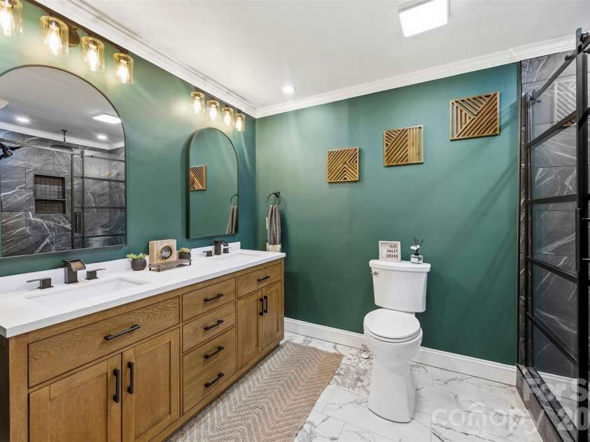 3018 Harold Court, Shelby, NC 28152.  MLS# CAR4396278, YatesRealty ID 34410. 