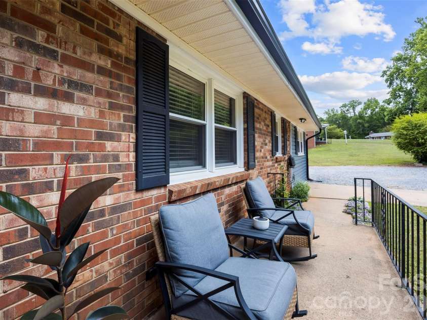 3018 Harold Court, Shelby, NC 28152.  MLS# CAR4396278, YatesRealty ID 34410. 
