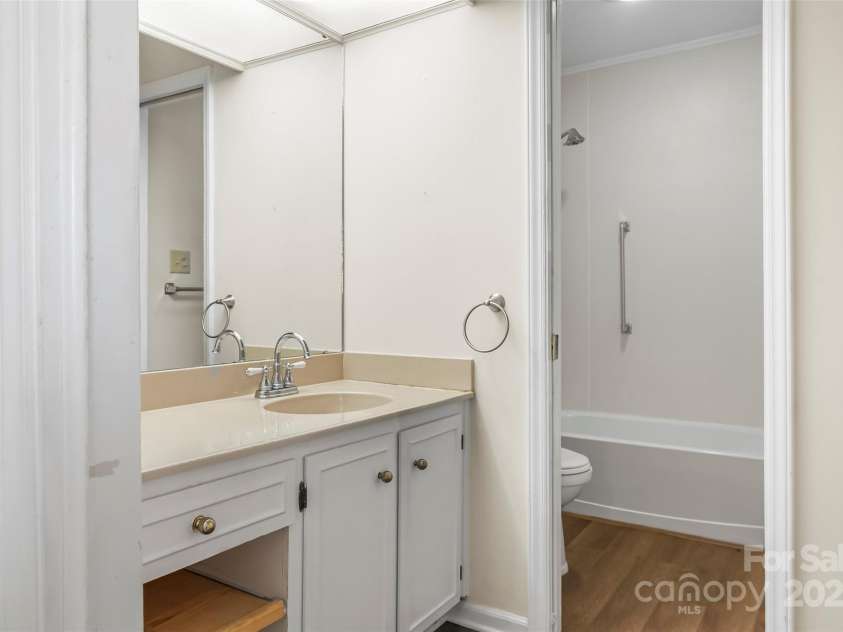 212 Riverside Drive, Morganton, NC 28655.  MLS# CAR4314566, YatesRealty ID 34413. 