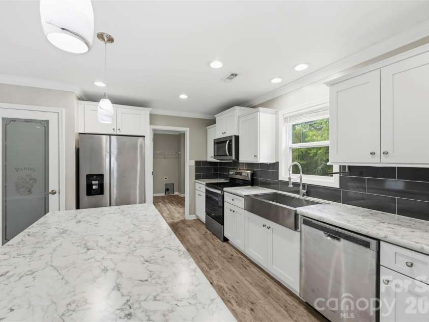 1259 Hardin Road, Dallas, NC 28034.  MLS# CAR4398396, YatesRealty ID 34415. 