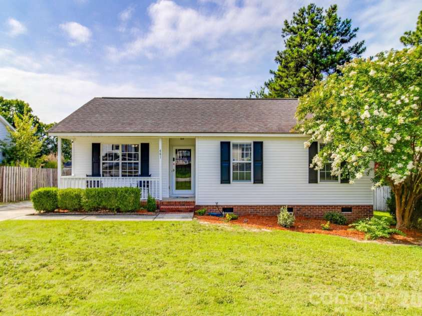 441 Coops Court, West Columbia, SC 29170.  MLS# CAR4397455, YatesRealty ID 34417. 