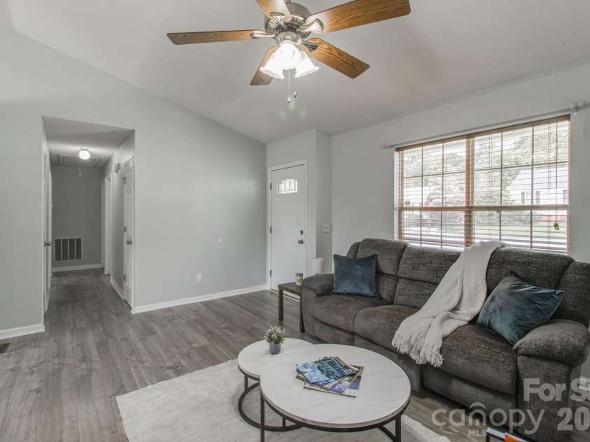 441 Coops Court, West Columbia, SC 29170.  MLS# CAR4397455, YatesRealty ID 34417. 