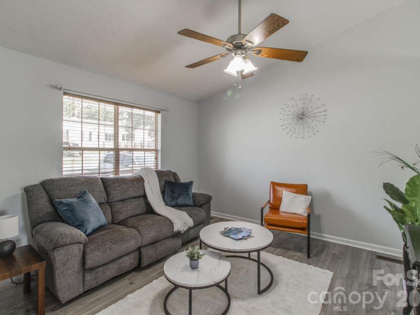 441 Coops Court, West Columbia, SC 29170.  MLS# CAR4397455, YatesRealty ID 34417. 