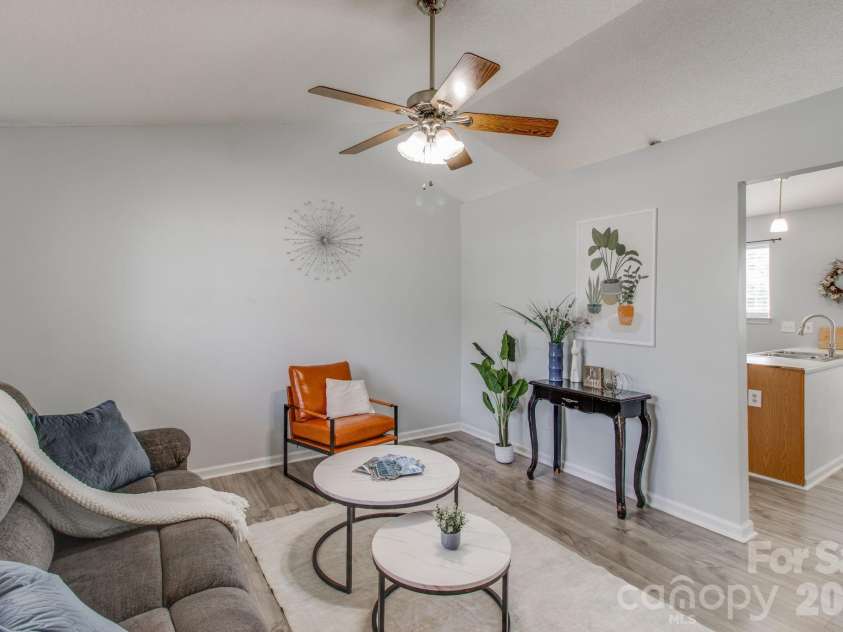 441 Coops Court, West Columbia, SC 29170.  MLS# CAR4397455, YatesRealty ID 34417. 