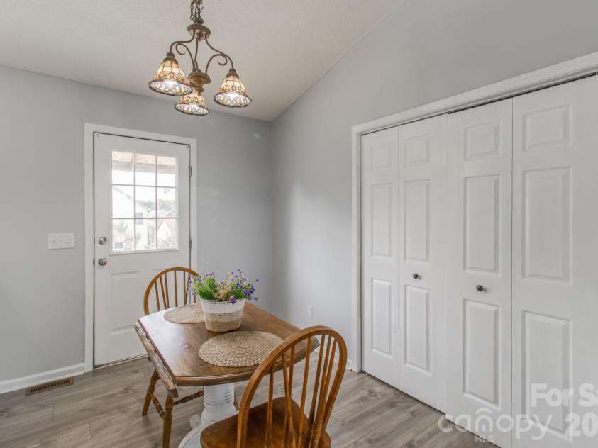 441 Coops Court, West Columbia, SC 29170.  MLS# CAR4397455, YatesRealty ID 34417. 