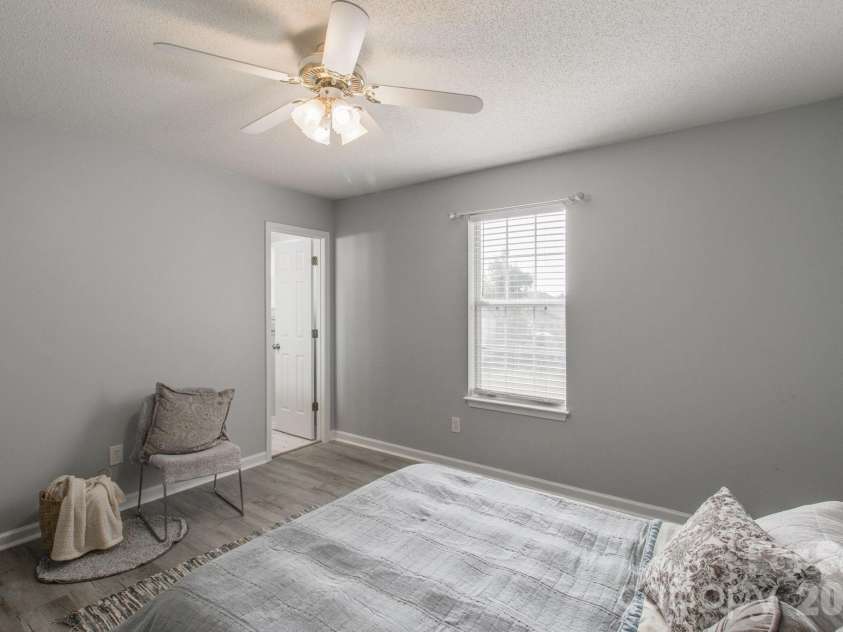 441 Coops Court, West Columbia, SC 29170.  MLS# CAR4397455, YatesRealty ID 34417. 