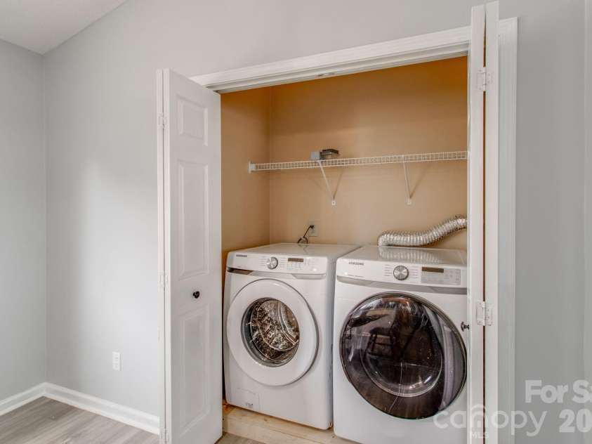 441 Coops Court, West Columbia, SC 29170.  MLS# CAR4397455, YatesRealty ID 34417. 