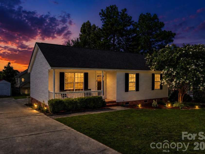 441 Coops Court, West Columbia, SC 29170.  MLS# CAR4397455, YatesRealty ID 34417. 