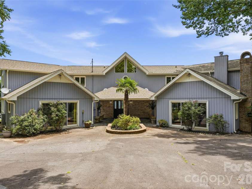 4872 Liberty Hill Road, York, SC 29745.  MLS# CAR4397290, YatesRealty ID 34418. 