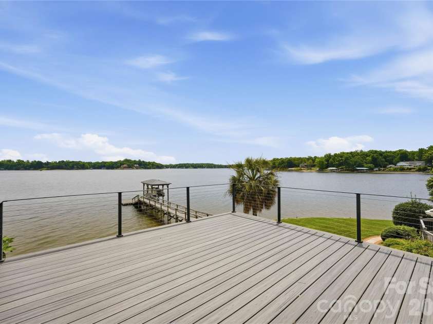 4872 Liberty Hill Road, York, SC 29745.  MLS# CAR4397290, YatesRealty ID 34418. Private terrace