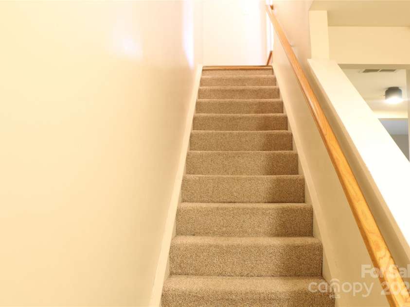10946 Garden Oaks Lane, Charlotte, NC 28273.  MLS# CAR4219315, YatesRealty ID 3442. 