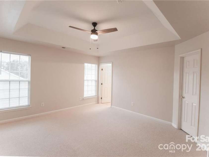 10946 Garden Oaks Lane, Charlotte, NC 28273.  MLS# CAR4219315, YatesRealty ID 3442. 