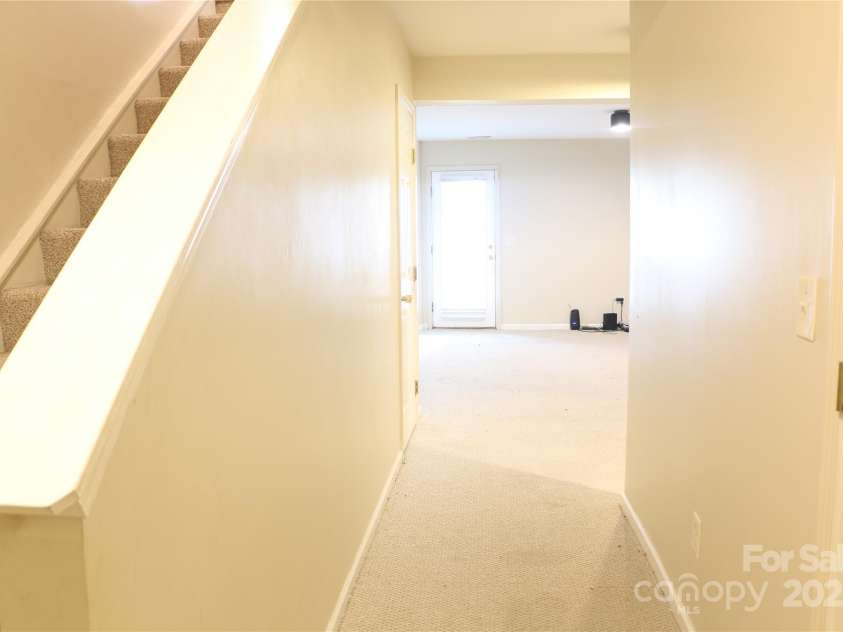 10946 Garden Oaks Lane, Charlotte, NC 28273.  MLS# CAR4219315, YatesRealty ID 3442. 