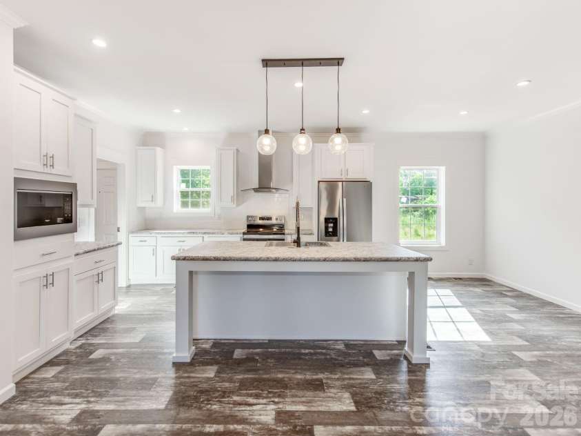391 Stutts Road, Mooresville, NC 28117.  MLS# CAR4390003, YatesRealty ID 34420. 