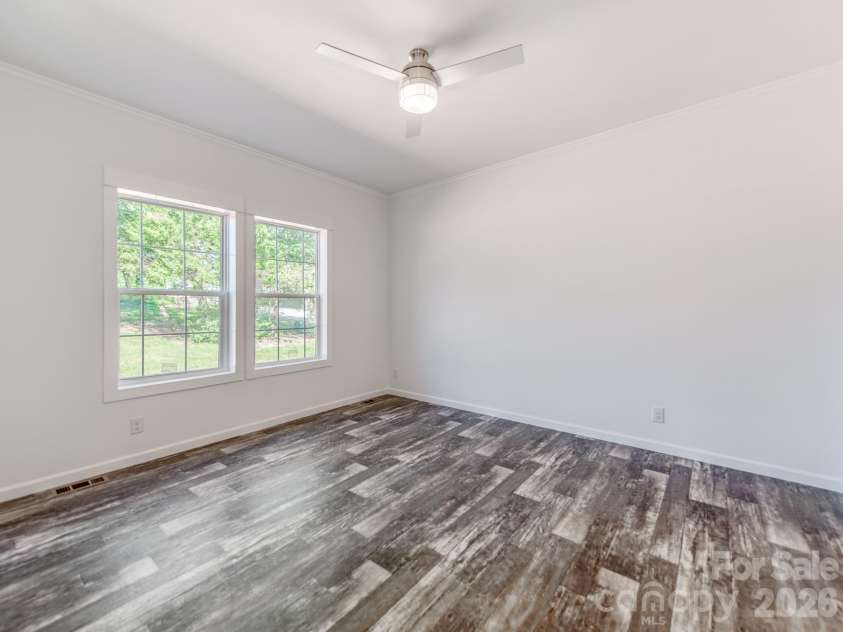 391 Stutts Road, Mooresville, NC 28117.  MLS# CAR4390003, YatesRealty ID 34420. 