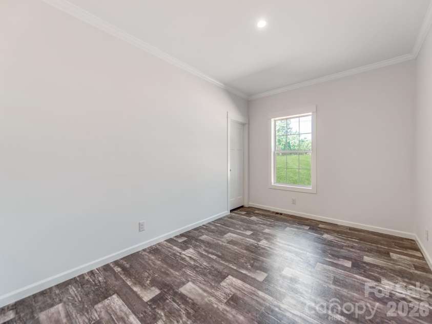 391 Stutts Road, Mooresville, NC 28117.  MLS# CAR4390003, YatesRealty ID 34420. 