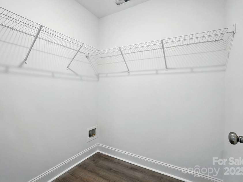 233 Lincoln Road, York, SC 29745.  MLS# CAR4295730, YatesRealty ID 34421. 