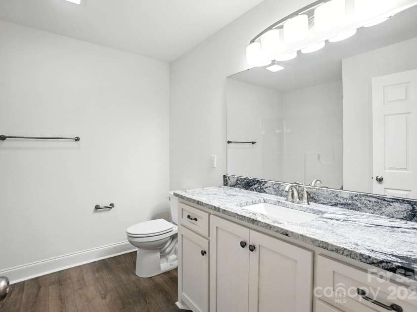 233 Lincoln Road, York, SC 29745.  MLS# CAR4295730, YatesRealty ID 34421. 