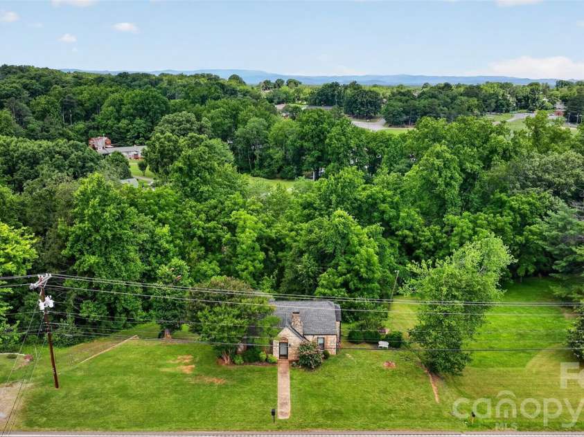 3085 US 70 Highway, Morganton, NC 28655.  MLS# CAR4397954, YatesRealty ID 34421. 