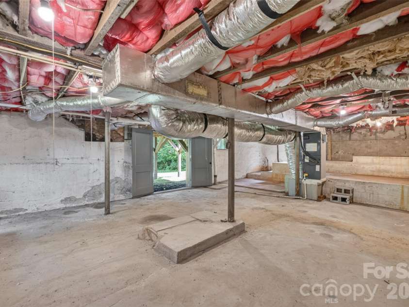 3085 US 70 Highway, Morganton, NC 28655.  MLS# CAR4397954, YatesRealty ID 34421. Basement