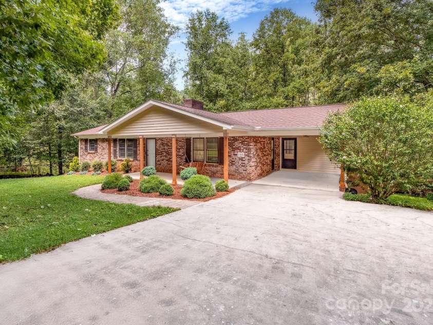 1106 Ladell Lane, Shelby, NC 28152.  MLS# CAR4293556, YatesRealty ID 34423. 