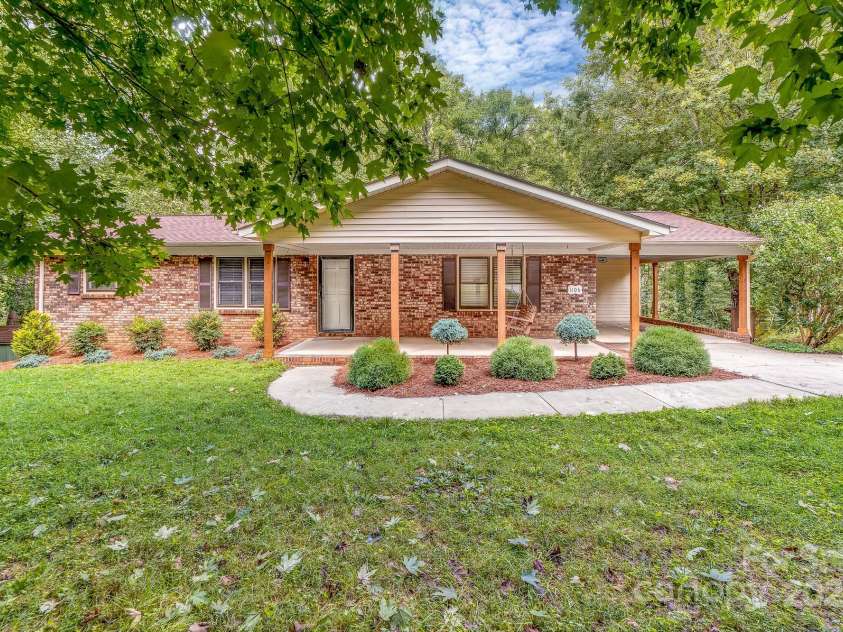 1106 Ladell Lane, Shelby, NC 28152.  MLS# CAR4293556, YatesRealty ID 34423. 