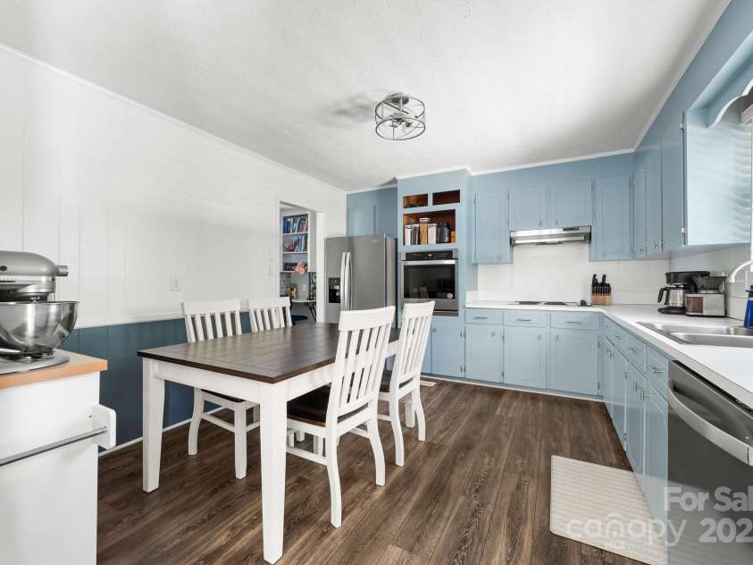 1106 Ladell Lane, Shelby, NC 28152.  MLS# CAR4293556, YatesRealty ID 34423. 