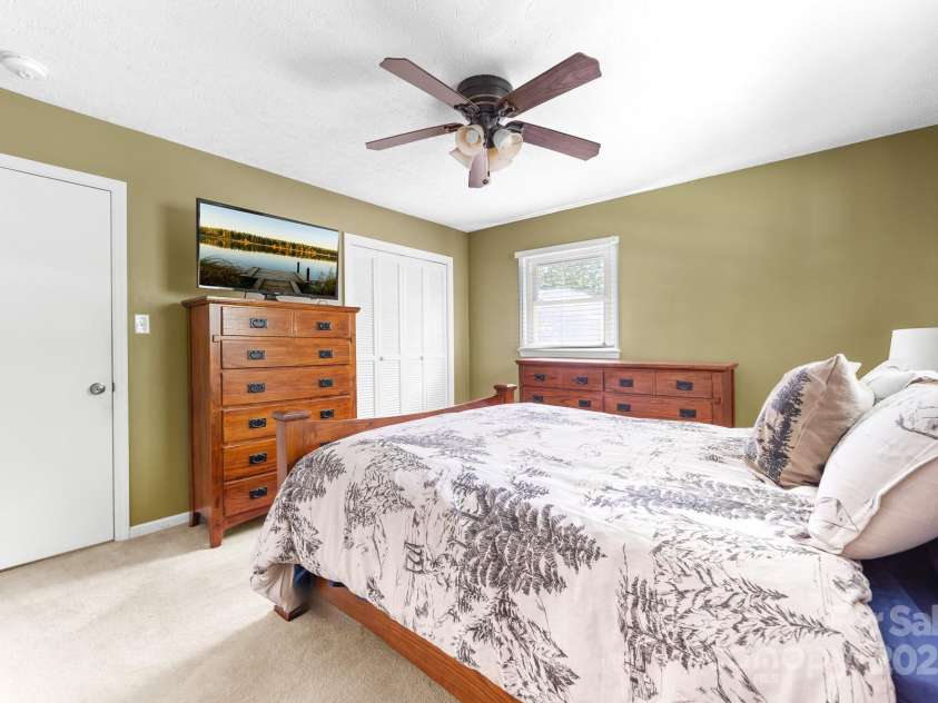 1106 Ladell Lane, Shelby, NC 28152.  MLS# CAR4293556, YatesRealty ID 34423. 