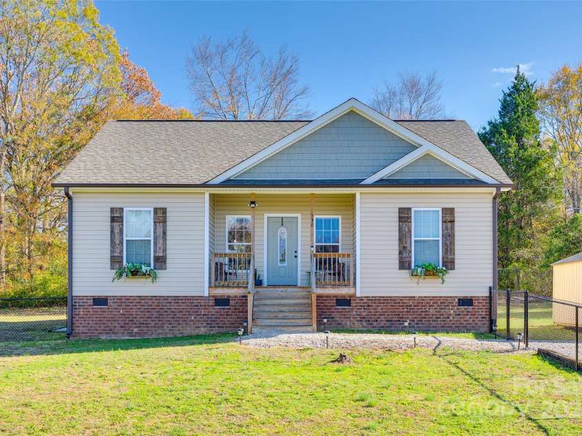 530 Denton Avenue, Chester, SC 29706.  MLS# CAR4287383, YatesRealty ID 34424. 