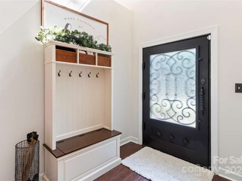 2504 River Oaks Drive, Waxhaw, NC 28173.  MLS# CAR4269382, YatesRealty ID 34425. 