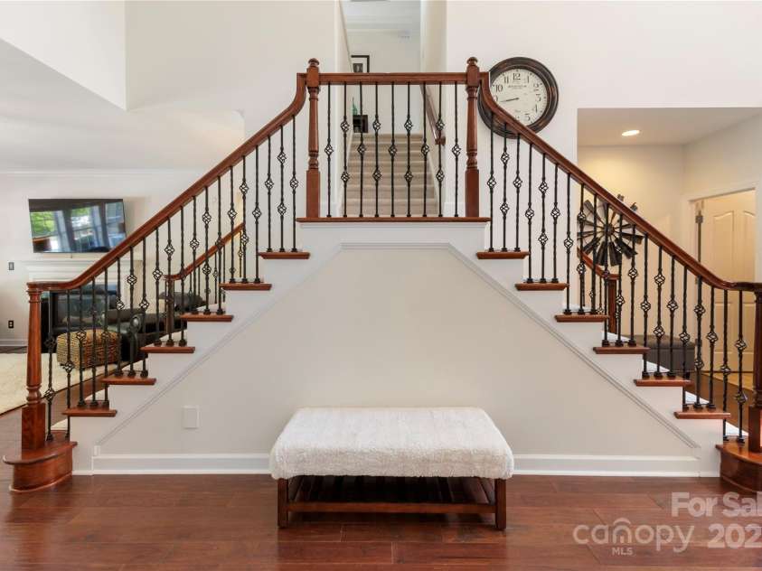 2504 River Oaks Drive, Waxhaw, NC 28173.  MLS# CAR4269382, YatesRealty ID 34425. 