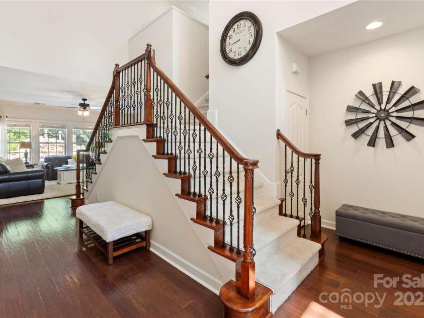 2504 River Oaks Drive, Waxhaw, NC 28173.  MLS# CAR4269382, YatesRealty ID 34425. 