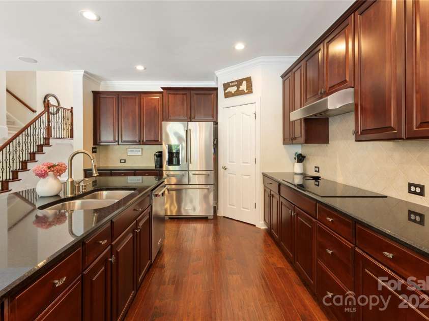 2504 River Oaks Drive, Waxhaw, NC 28173.  MLS# CAR4269382, YatesRealty ID 34425. 