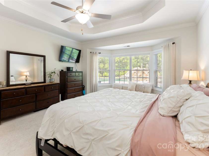 2504 River Oaks Drive, Waxhaw, NC 28173.  MLS# CAR4269382, YatesRealty ID 34425. 