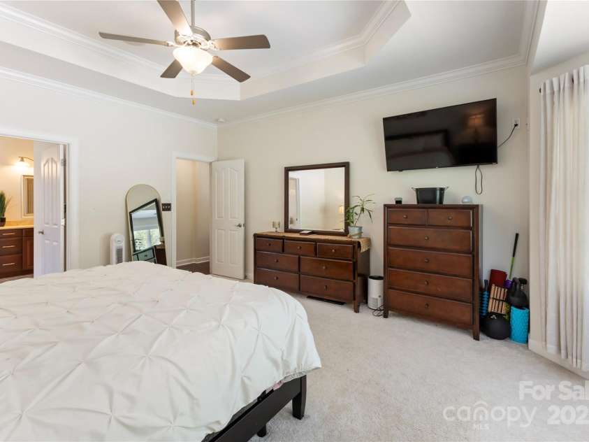 2504 River Oaks Drive, Waxhaw, NC 28173.  MLS# CAR4269382, YatesRealty ID 34425. 