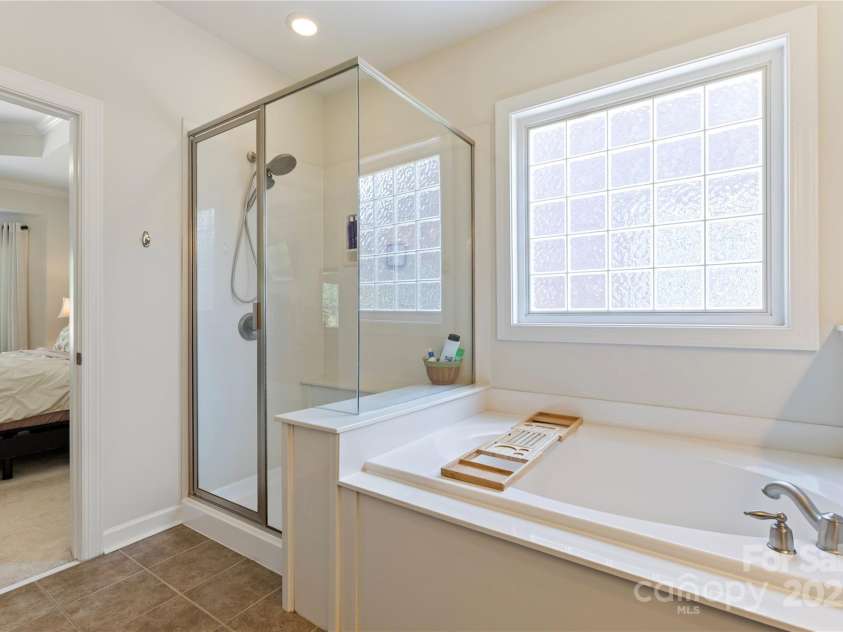 2504 River Oaks Drive, Waxhaw, NC 28173.  MLS# CAR4269382, YatesRealty ID 34425. 