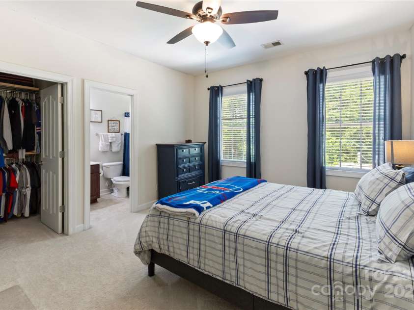 2504 River Oaks Drive, Waxhaw, NC 28173.  MLS# CAR4269382, YatesRealty ID 34425. 