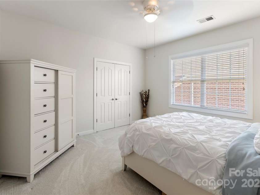 2504 River Oaks Drive, Waxhaw, NC 28173.  MLS# CAR4269382, YatesRealty ID 34425. 