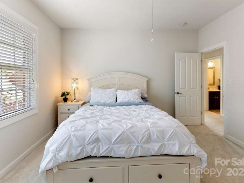 2504 River Oaks Drive, Waxhaw, NC 28173.  MLS# CAR4269382, YatesRealty ID 34425. 