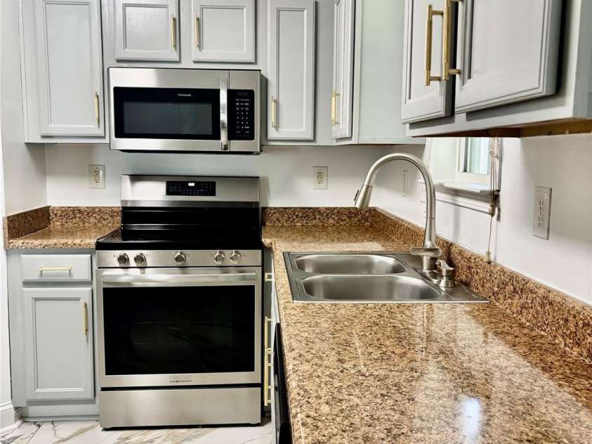 9336 Dewey Drive, Charlotte, NC 28214.  MLS# CAR4399418, YatesRealty ID 34426. 