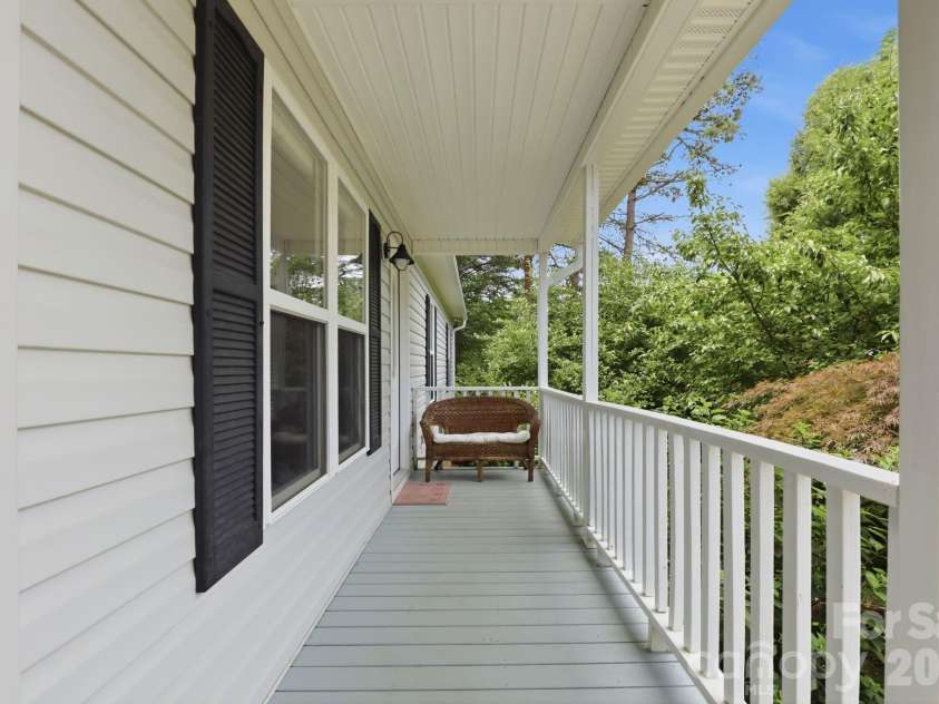 15 Valley Street, Granite Falls, NC 28630.  MLS# CAR4398811, YatesRealty ID 34427. 