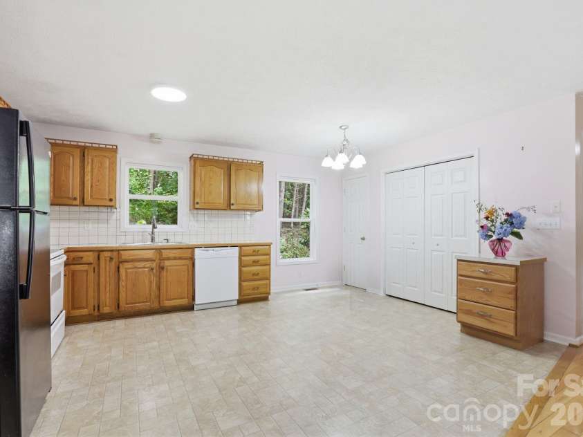 15 Valley Street, Granite Falls, NC 28630.  MLS# CAR4398811, YatesRealty ID 34427. 