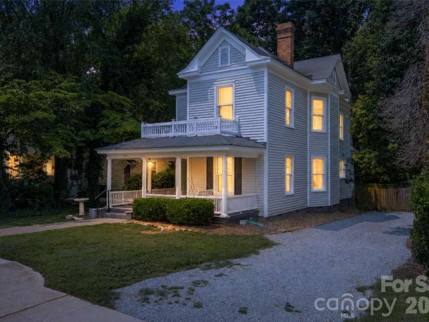 302 Maurice Street, Monroe, NC 28112.  MLS# CAR4399368, YatesRealty ID 34428. 